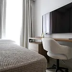 Azulis Tigellio Suite 2 - Spacious & Renovated 2Br, Old Town Olbia * Olbia