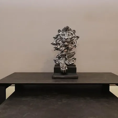 Spacious & Luxurious - Fully Renovated & Equipped 2br - Historical Centre * Olbia