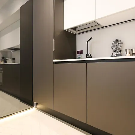 Azulis Tigellio 2 - Spacious & Renovated 2br, Old Town