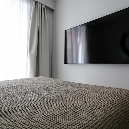 Azulis Tigellio 2 - Spacious & Renovated 2br, Old Town 아파트 올비아