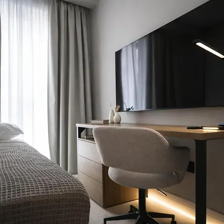 Azulis Tigellio 2 - Spacious & Renovated 2br, Old Town 아파트 *